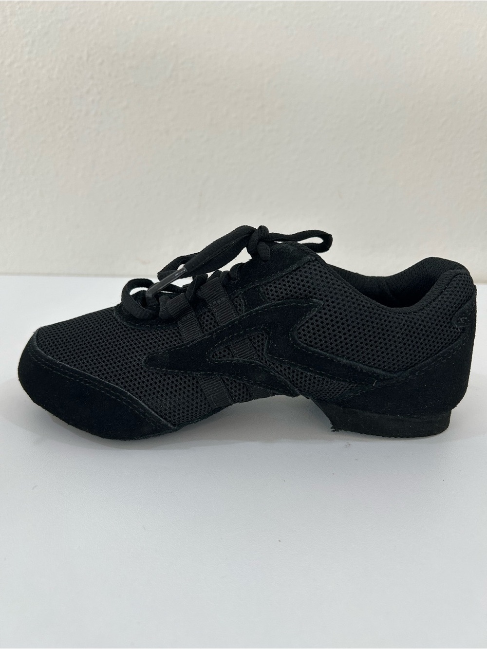 Sansha Salsette 1” V931M Jazz Lace-Up Dance Sneaker, Sz. Women 4, Men 2, Width M
